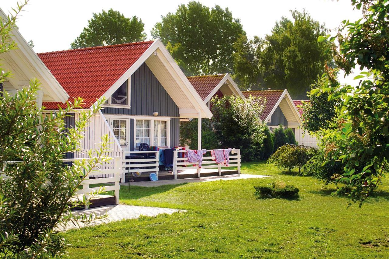 Regenbogen Ferienanlage - Skandinavisches Ferienhaus - #68906 Boltenhagen  Buitenkant foto